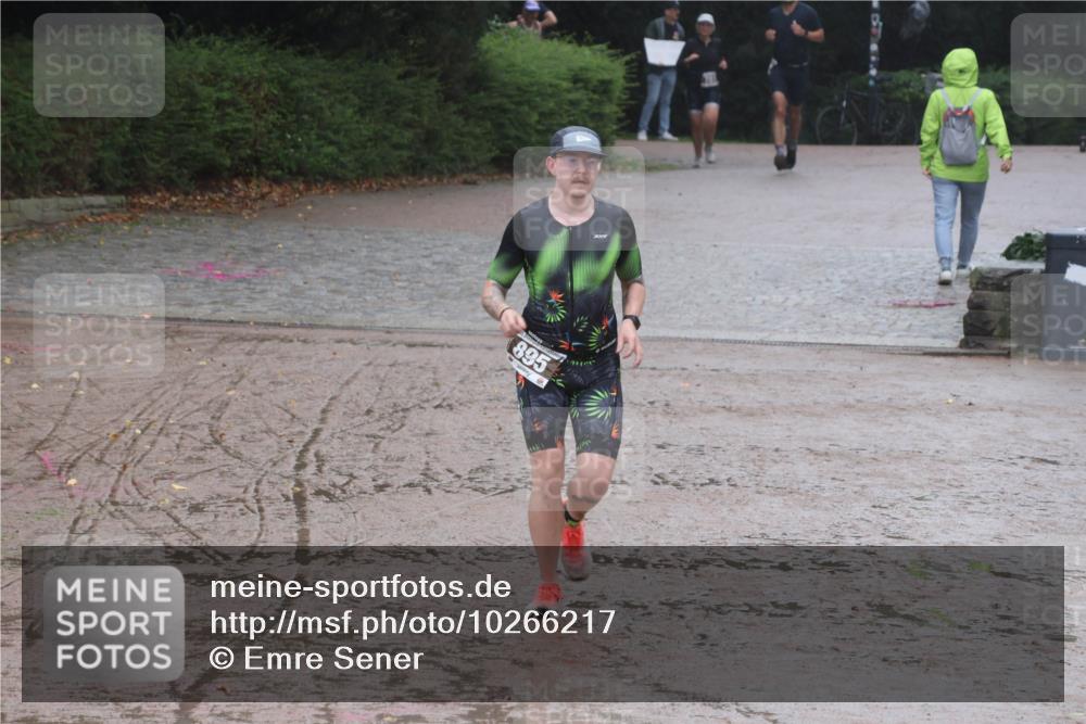 13.09.2026 - Stadtparktriathlon Emre Sener http://msf.ph/oto/10266217 13.09.2026 12:42:18 Laufen 895, 781, 882, 895, 948 meine-sportfotos.de