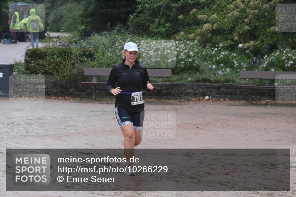 13.09.2026 - Stadtparktriathlon Emre Sener http://msf.ph/oto/10266229 13.09.2026 12:42:33 Laufen 781, 728, 781, 882, 948 meine-sportfotos.de