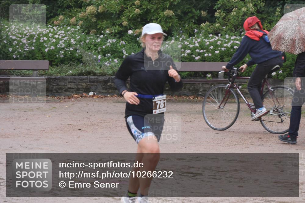13.09.2026 - Stadtparktriathlon Emre Sener http://msf.ph/oto/10266232 13.09.2026 12:42:34 Laufen 781, 728, 781, 882, 948 meine-sportfotos.de