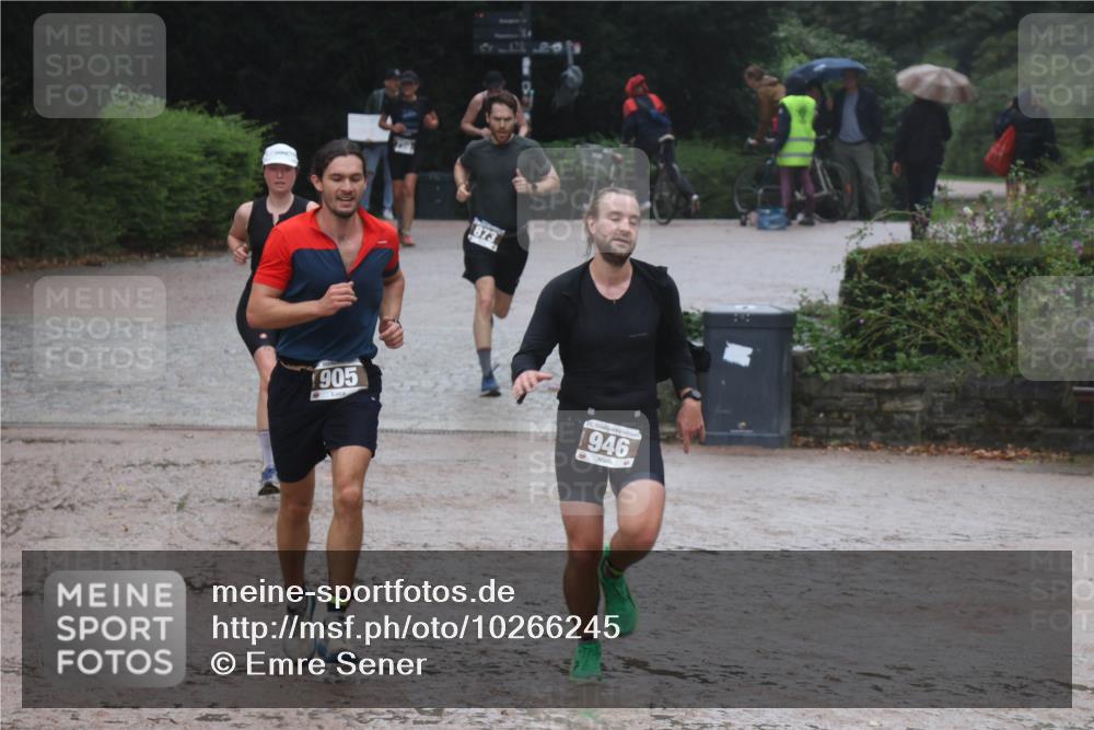 13.09.2026 - Stadtparktriathlon Emre Sener http://msf.ph/oto/10266245 13.09.2026 12:43:08 Laufen 873, 1905, 25, 946, 750, 823, 873, 905, 946 meine-sportfotos.de
