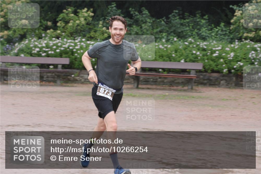 13.09.2026 - Stadtparktriathlon Emre Sener http://msf.ph/oto/10266254 13.09.2026 12:43:13 Laufen 873, 738, 750, 823, 873, 905, 946 meine-sportfotos.de