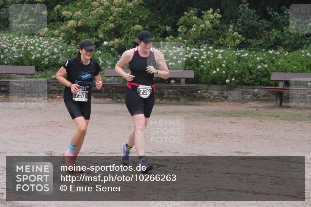 13.09.2026 - Stadtparktriathlon Emre Sener http://msf.ph/oto/10266263 13.09.2026 12:43:24 Laufen 2025, 750, 738, 738, 750, 860 meine-sportfotos.de