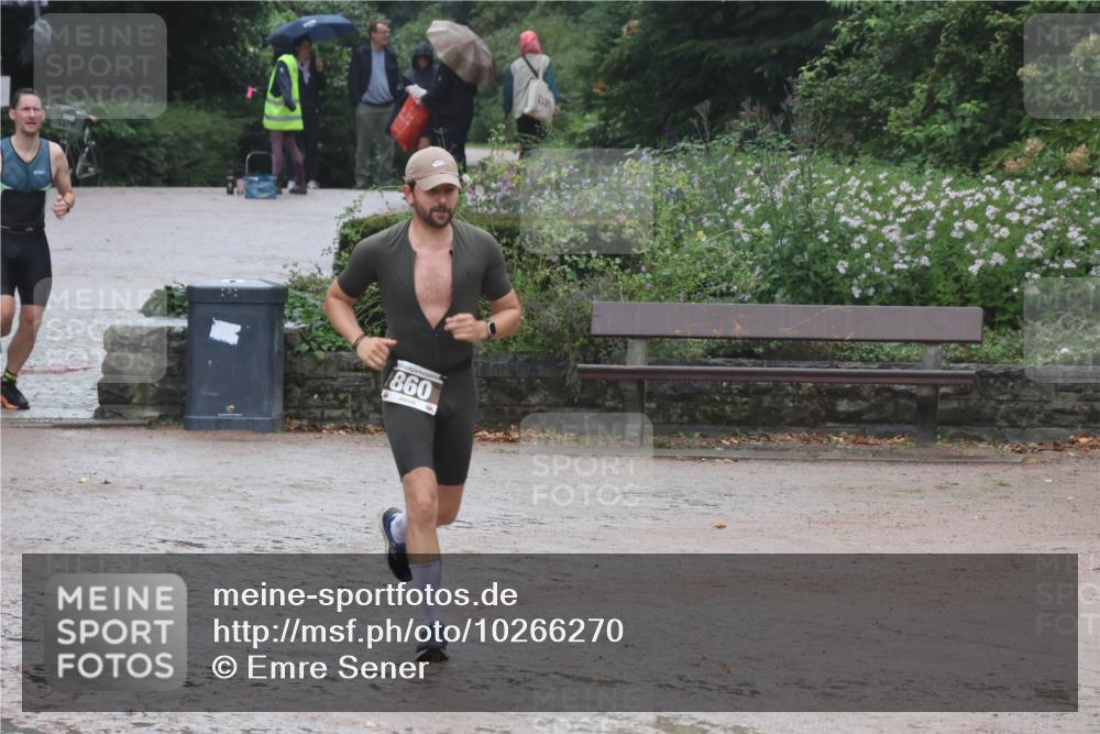 13.09.2026 - Stadtparktriathlon Emre Sener http://msf.ph/oto/10266270 13.09.2026 12:43:45 Laufen 860, 799, 835, 860 meine-sportfotos.de
