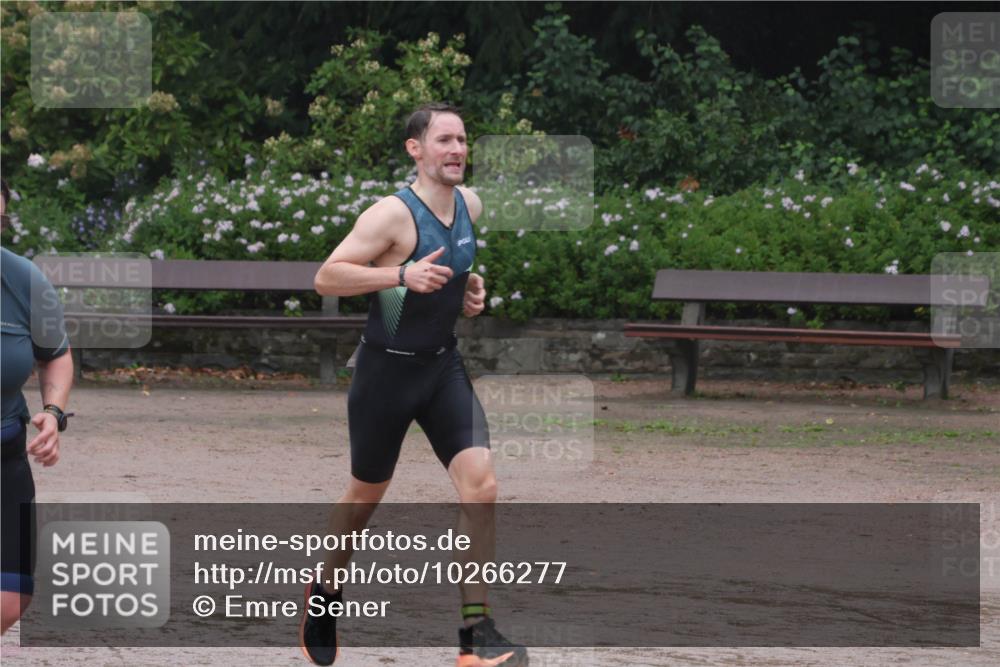 13.09.2026 - Stadtparktriathlon Emre Sener http://msf.ph/oto/10266277 13.09.2026 12:43:51 Laufen 751, 799, 805, 835, 860 meine-sportfotos.de