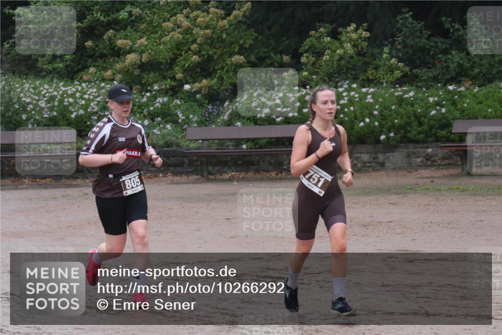13.09.2026 - Stadtparktriathlon Emre Sener http://msf.ph/oto/10266292 13.09.2026 12:44:07 Laufen 1312, 1805, 751, 751, 805, 863 meine-sportfotos.de