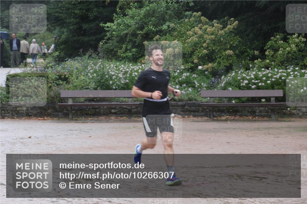 13.09.2026 - Stadtparktriathlon Emre Sener http://msf.ph/oto/10266307 13.09.2026 12:44:35 Laufen 744, 865, 871 meine-sportfotos.de