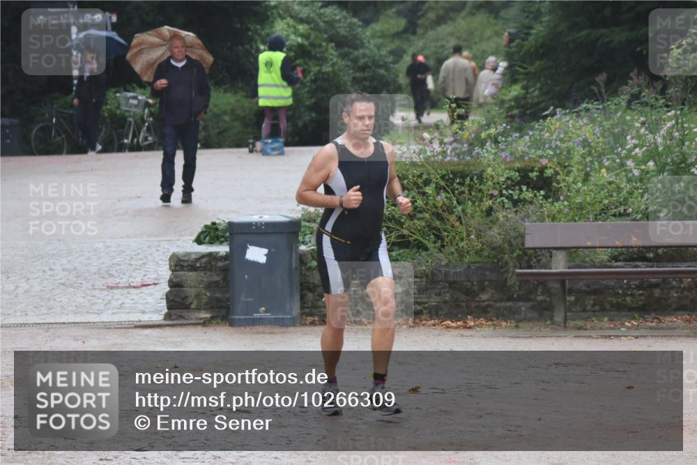 13.09.2026 - Stadtparktriathlon Emre Sener http://msf.ph/oto/10266309 13.09.2026 12:44:40 Laufen 744, 865, 871 meine-sportfotos.de