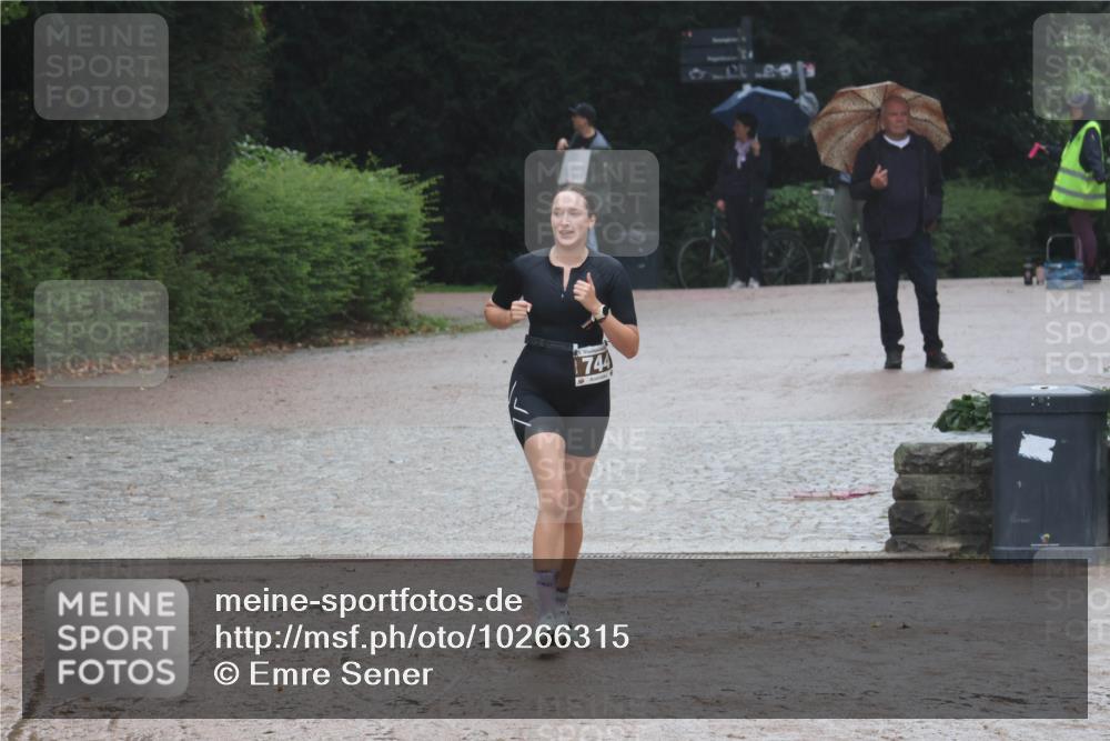 13.09.2026 - Stadtparktriathlon Emre Sener http://msf.ph/oto/10266315 13.09.2026 12:44:44 Laufen 744, 744, 865, 871 meine-sportfotos.de