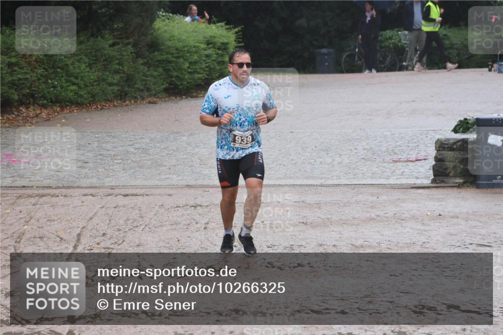 13.09.2026 - Stadtparktriathlon Emre Sener http://msf.ph/oto/10266325 13.09.2026 12:45:01 Laufen 939, 744, 767, 939, 985 meine-sportfotos.de