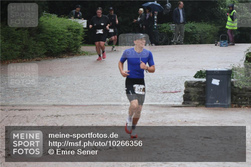 13.09.2026 - Stadtparktriathlon Emre Sener http://msf.ph/oto/10266356 13.09.2026 12:45:47 Laufen 858, 857, 722, 857, 858, 1017 meine-sportfotos.de