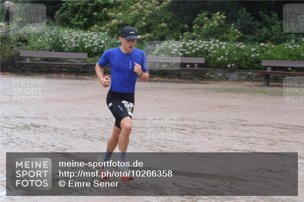 13.09.2026 - Stadtparktriathlon Emre Sener http://msf.ph/oto/10266358 13.09.2026 12:45:51 Laufen 722, 795, 857, 858, 1017 meine-sportfotos.de
