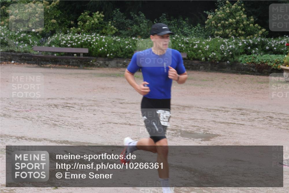 13.09.2026 - Stadtparktriathlon Emre Sener http://msf.ph/oto/10266361 13.09.2026 12:45:51 Laufen 722, 795, 857, 858, 1017 meine-sportfotos.de