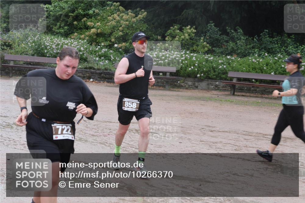 13.09.2026 - Stadtparktriathlon Emre Sener http://msf.ph/oto/10266370 13.09.2026 12:46:02 Laufen 722, 858, 722, 795, 858, 1017 meine-sportfotos.de
