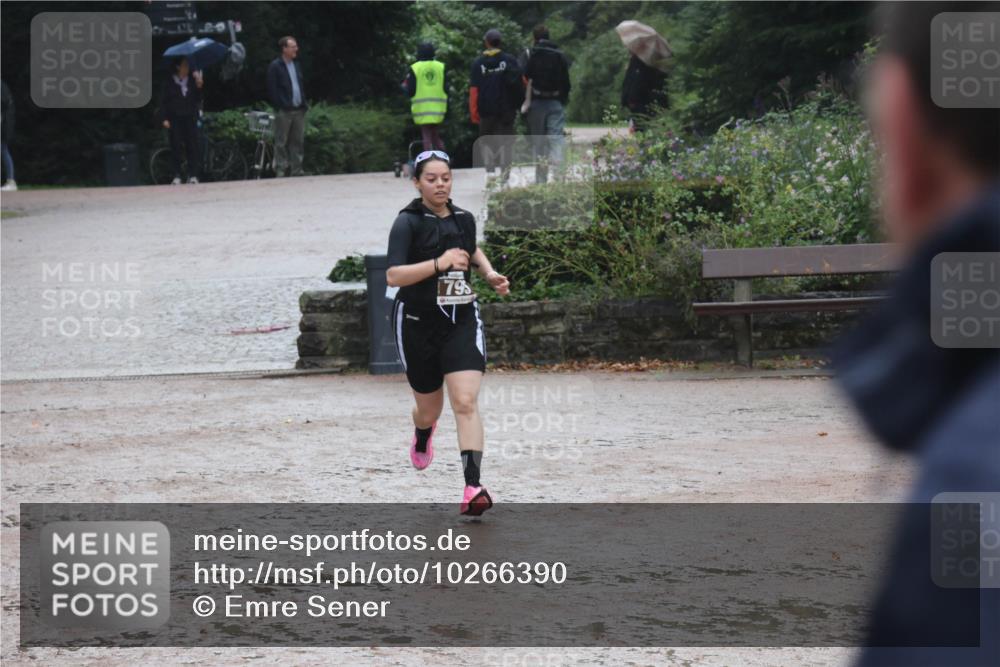 13.09.2026 - Stadtparktriathlon Emre Sener http://msf.ph/oto/10266390 13.09.2026 12:46:13 Laufen 1795, 722, 795, 1017 meine-sportfotos.de