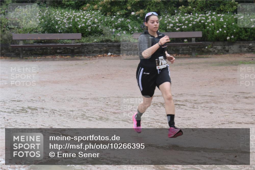 13.09.2026 - Stadtparktriathlon Emre Sener http://msf.ph/oto/10266395 13.09.2026 12:46:15 Laufen 79, 795 meine-sportfotos.de