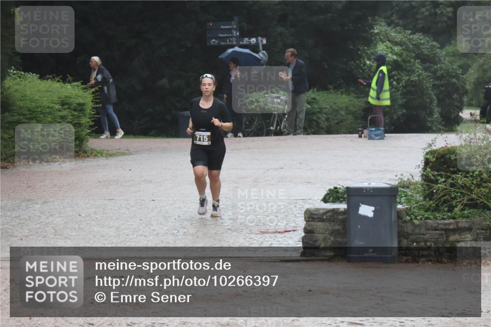 13.09.2026 - Stadtparktriathlon Emre Sener http://msf.ph/oto/10266397 13.09.2026 12:46:41 Laufen 715, 715 meine-sportfotos.de