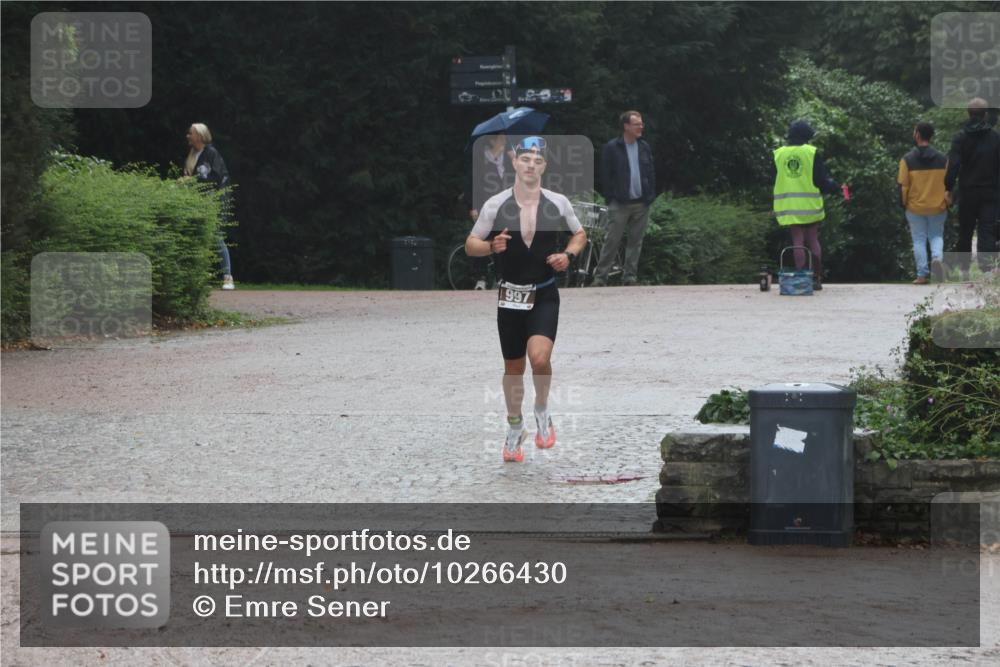 13.09.2026 - Stadtparktriathlon Emre Sener http://msf.ph/oto/10266430 13.09.2026 12:48:01 Laufen 1997, 997 meine-sportfotos.de