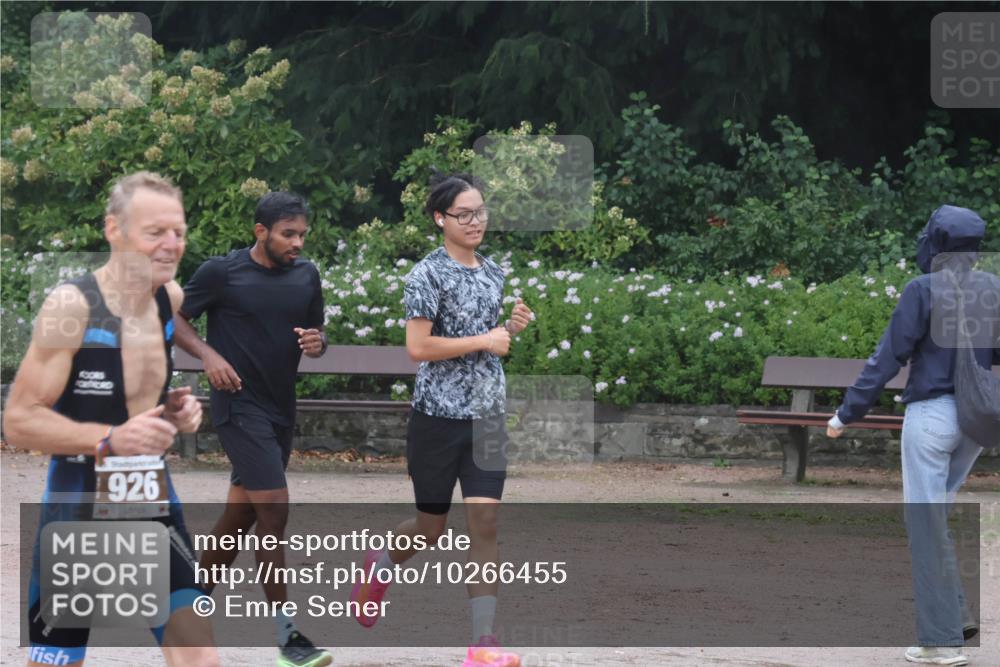13.09.2026 - Stadtparktriathlon Emre Sener http://msf.ph/oto/10266455 13.09.2026 12:48:33 Laufen 1926, 831, 869, 926 meine-sportfotos.de