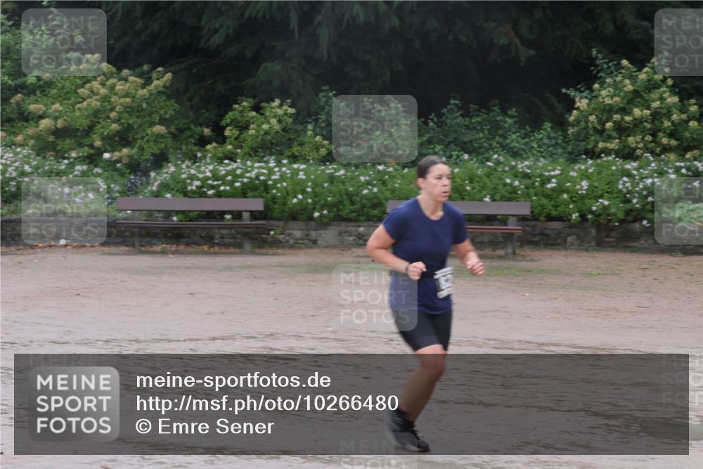 13.09.2026 - Stadtparktriathlon Emre Sener http://msf.ph/oto/10266480 13.09.2026 12:48:59 Laufen 816, 828, 869, 1800 meine-sportfotos.de