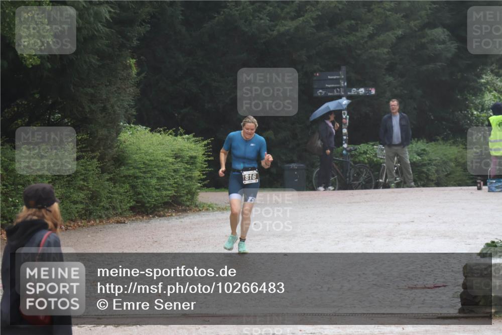13.09.2026 - Stadtparktriathlon Emre Sener http://msf.ph/oto/10266483 13.09.2026 12:49:01 Laufen 1816, 3, 816, 828, 1800 meine-sportfotos.de