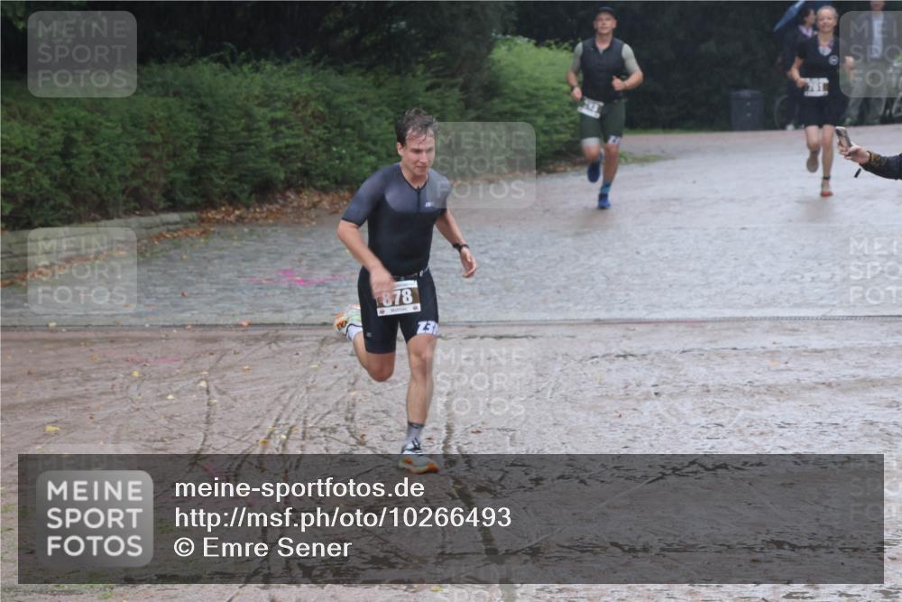 13.09.2026 - Stadtparktriathlon Emre Sener http://msf.ph/oto/10266493 13.09.2026 12:50:23 Laufen 1878, 761, 878, 933 meine-sportfotos.de
