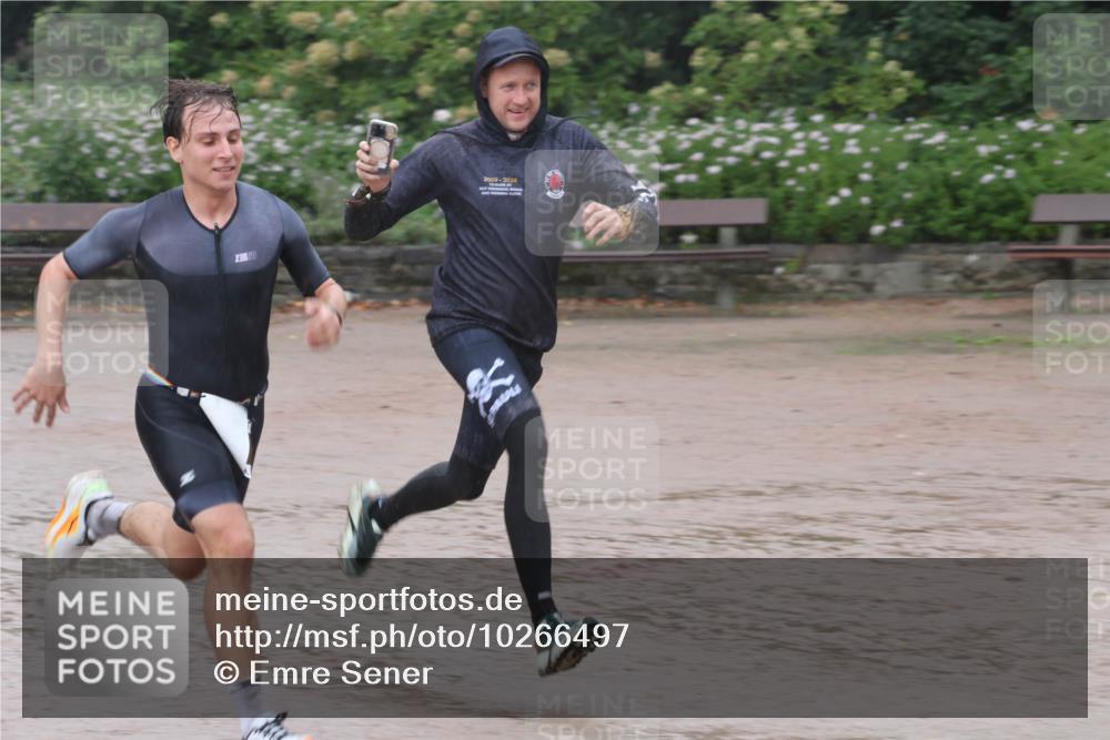 13.09.2026 - Stadtparktriathlon Emre Sener http://msf.ph/oto/10266497 13.09.2026 12:50:25 Laufen 3820, 2009, 2024, 761, 878, 933 meine-sportfotos.de