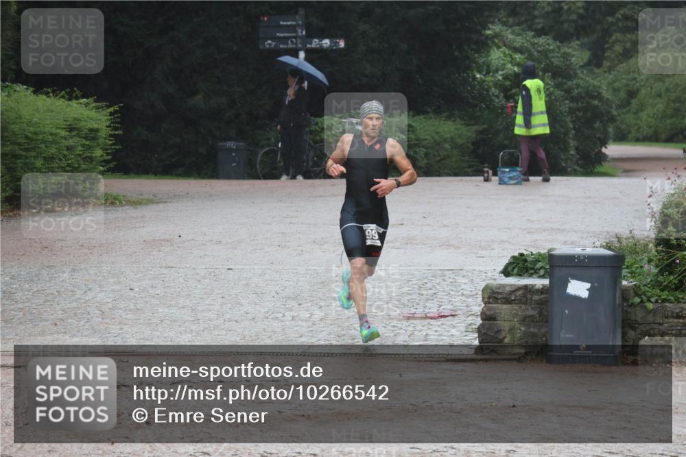 13.09.2026 - Stadtparktriathlon Emre Sener http://msf.ph/oto/10266542 13.09.2026 12:52:06 Laufen 99, 990 meine-sportfotos.de