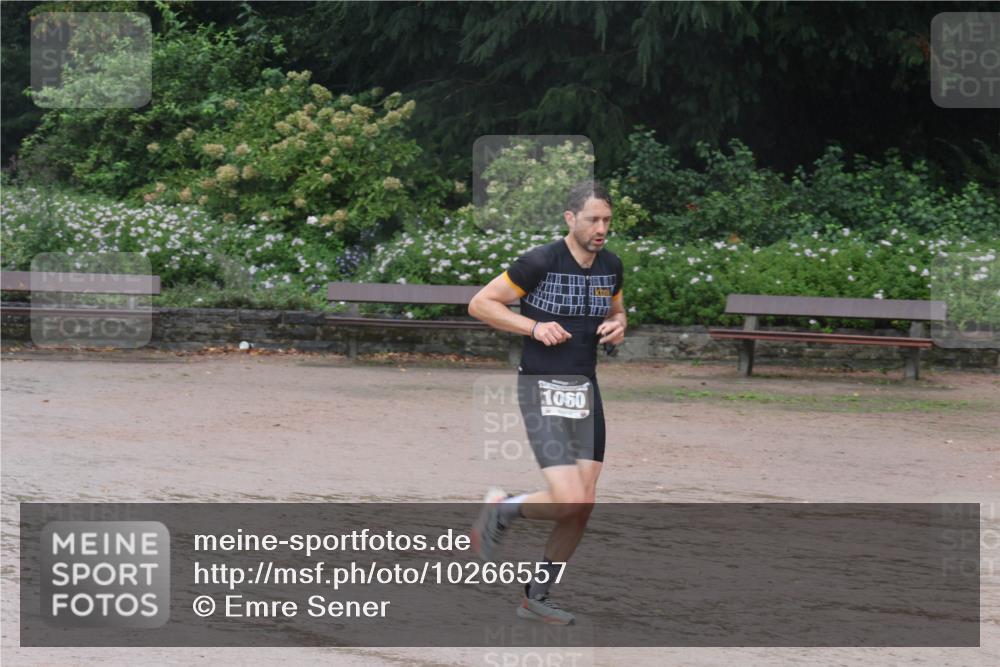 13.09.2026 - Stadtparktriathlon Emre Sener http://msf.ph/oto/10266557 13.09.2026 12:52:46 Laufen 1060, 851, 1036, 1060 meine-sportfotos.de