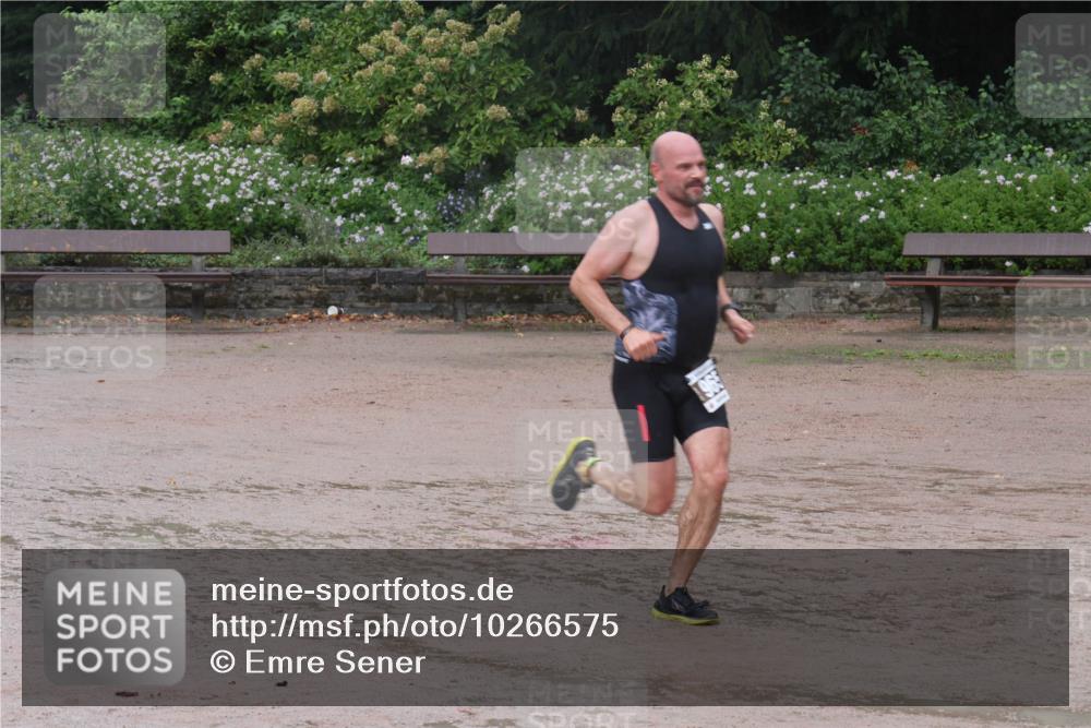 13.09.2026 - Stadtparktriathlon Emre Sener http://msf.ph/oto/10266575 13.09.2026 12:53:20 Laufen 884, 934, 964, 965, 1030 meine-sportfotos.de