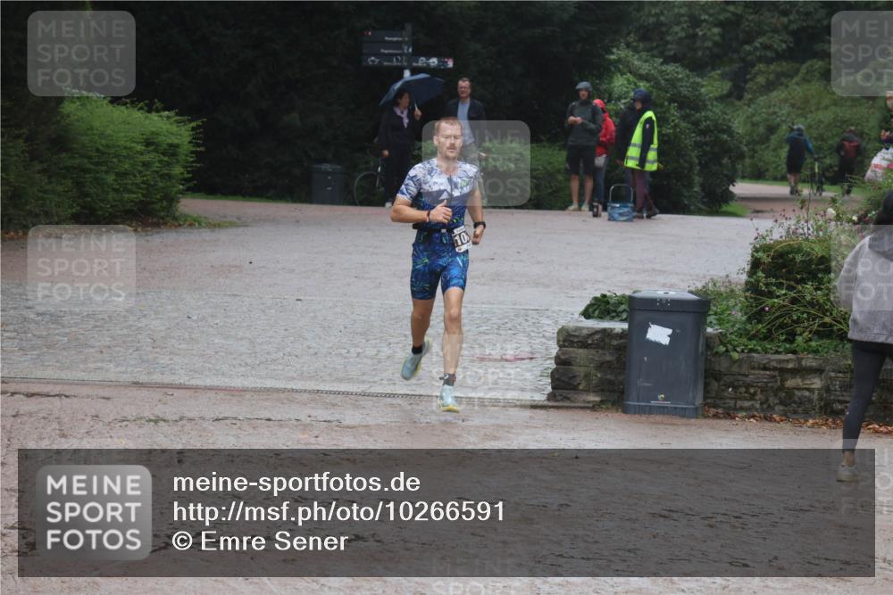 13.09.2026 - Stadtparktriathlon Emre Sener http://msf.ph/oto/10266591 13.09.2026 12:53:54 Laufen 10, 1001 meine-sportfotos.de