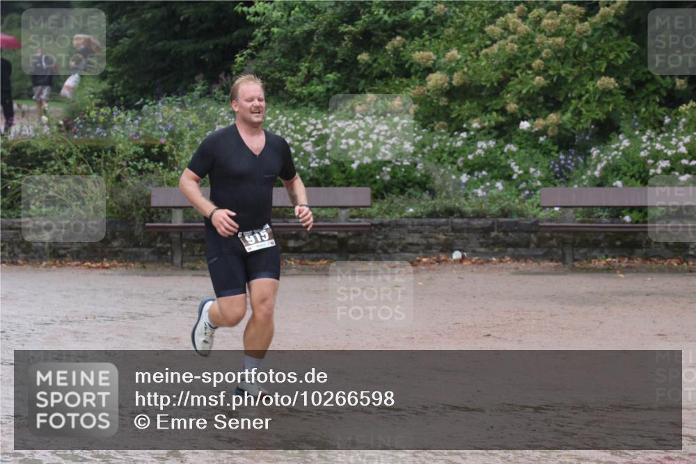 13.09.2026 - Stadtparktriathlon Emre Sener http://msf.ph/oto/10266598 13.09.2026 12:54:20 Laufen 1915, 915, 962 meine-sportfotos.de