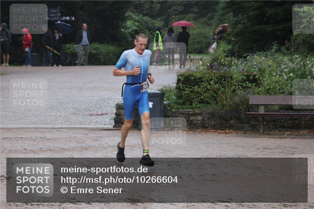 13.09.2026 - Stadtparktriathlon Emre Sener http://msf.ph/oto/10266604 13.09.2026 12:54:29 Laufen 196, 915, 962 meine-sportfotos.de