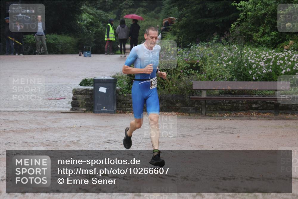 13.09.2026 - Stadtparktriathlon Emre Sener http://msf.ph/oto/10266607 13.09.2026 12:54:30 Laufen 96, 915, 962 meine-sportfotos.de