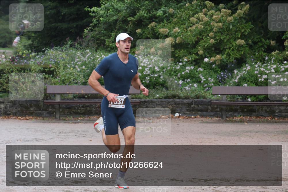 13.09.2026 - Stadtparktriathlon Emre Sener http://msf.ph/oto/10266624 13.09.2026 12:55:22 Laufen 537, 980, 1028, 1037, 1051, 1053 meine-sportfotos.de