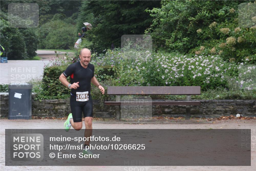 13.09.2026 - Stadtparktriathlon Emre Sener http://msf.ph/oto/10266625 13.09.2026 12:55:23 Laufen 1051, 980, 1028, 1037, 1051, 1053 meine-sportfotos.de