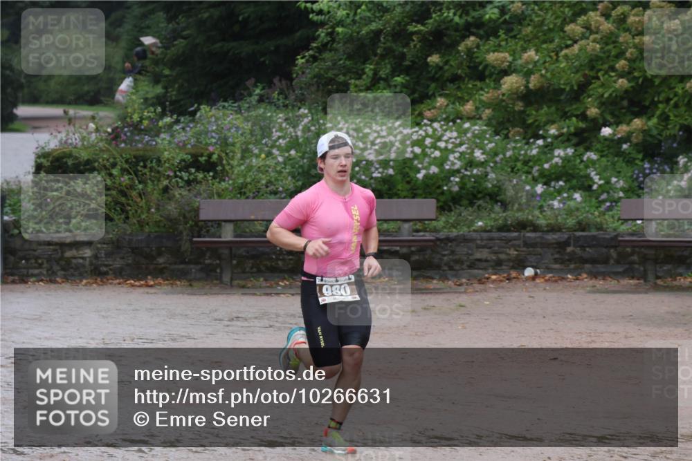 13.09.2026 - Stadtparktriathlon Emre Sener http://msf.ph/oto/10266631 13.09.2026 12:55:26 Laufen 980, 819, 980, 1037, 1051, 1053 meine-sportfotos.de