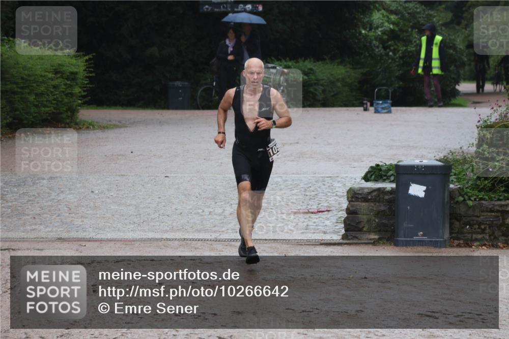 13.09.2026 - Stadtparktriathlon Emre Sener http://msf.ph/oto/10266642 13.09.2026 12:55:39 Laufen 7001, 10, 819, 1053 meine-sportfotos.de