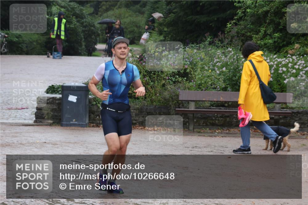 13.09.2026 - Stadtparktriathlon Emre Sener http://msf.ph/oto/10266648 13.09.2026 12:56:05 Laufen 1048, 1067 meine-sportfotos.de