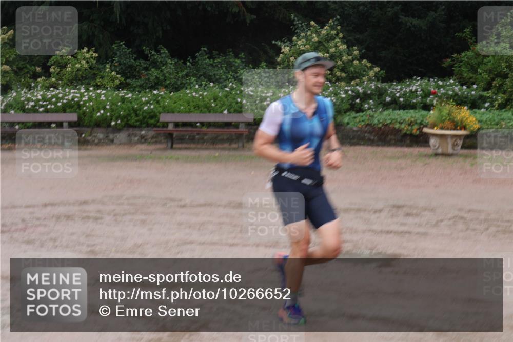 13.09.2026 - Stadtparktriathlon Emre Sener http://msf.ph/oto/10266652 13.09.2026 12:56:08 Laufen 1048, 1067 meine-sportfotos.de