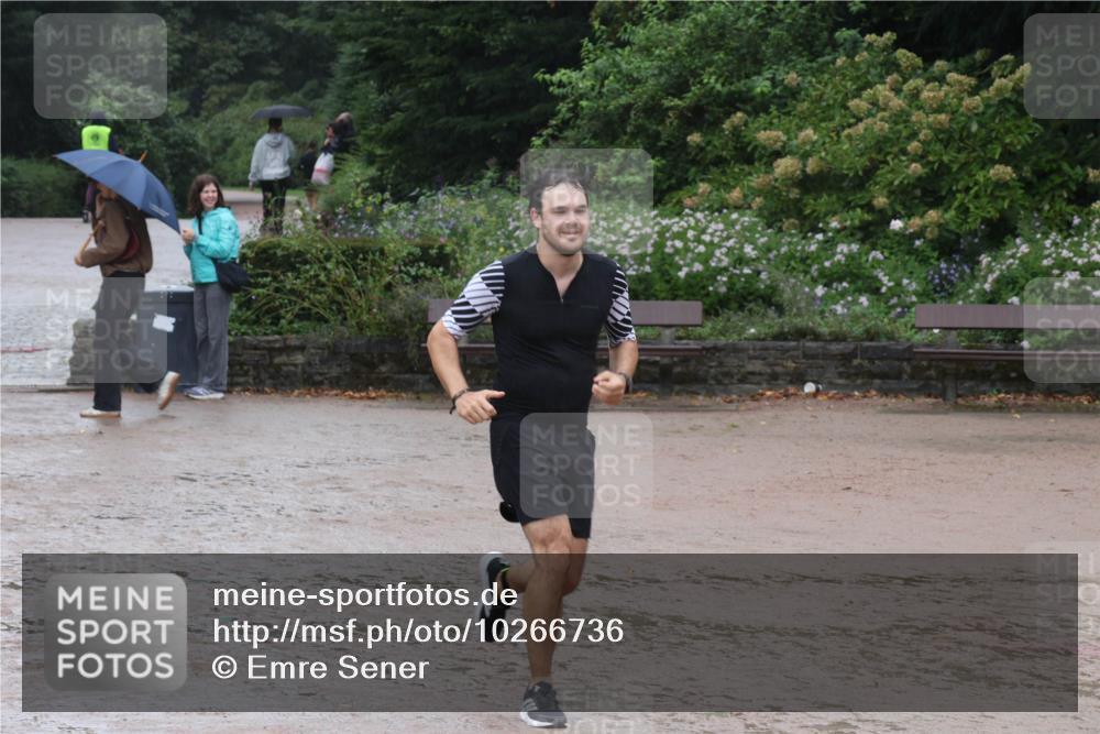 13.09.2026 - Stadtparktriathlon Emre Sener http://msf.ph/oto/10266736 13.09.2026 12:59:50 Laufen 841, 880, 1009, 1045 meine-sportfotos.de