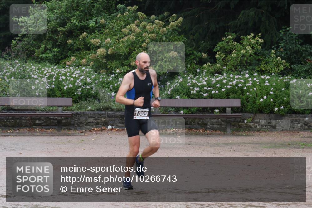 13.09.2026 - Stadtparktriathlon Emre Sener http://msf.ph/oto/10266743 13.09.2026 13:00:11 Laufen 1009, 975, 1009 meine-sportfotos.de