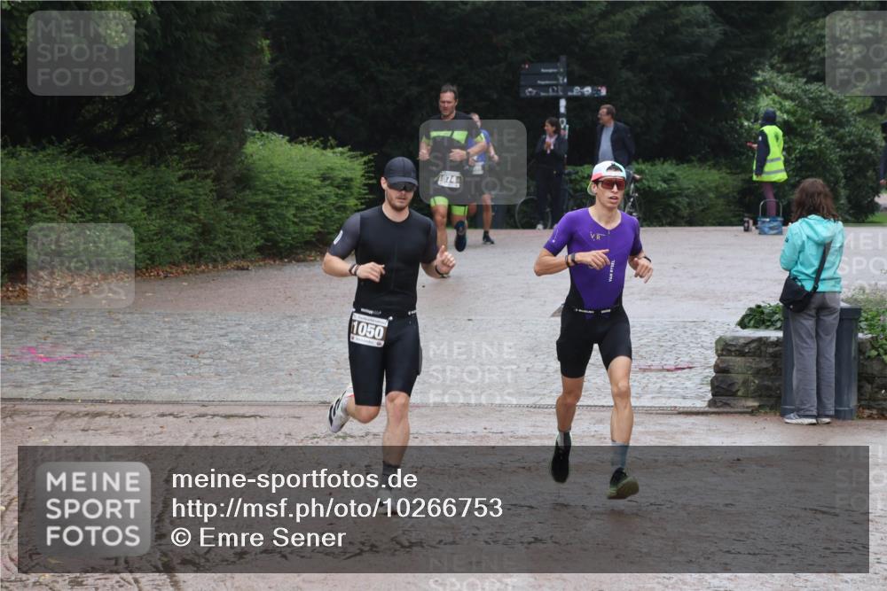 13.09.2026 - Stadtparktriathlon Emre Sener http://msf.ph/oto/10266753 13.09.2026 13:00:35 Laufen 1050, 1974, 957, 974, 975, 999, 1006, 1050 meine-sportfotos.de