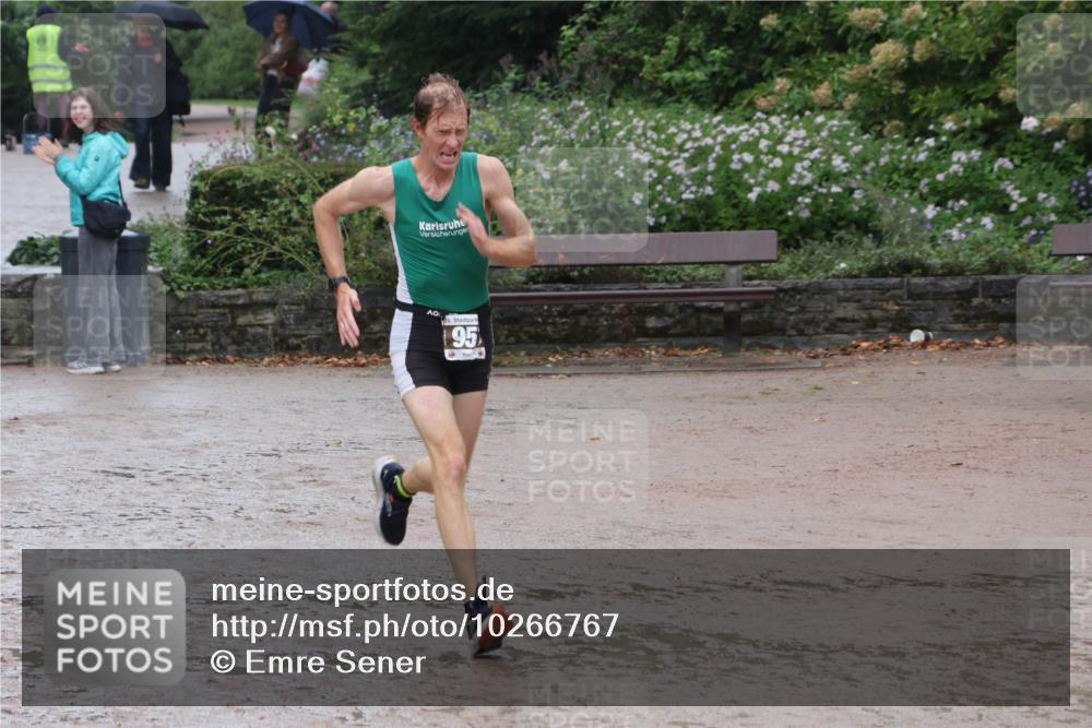 13.09.2026 - Stadtparktriathlon Emre Sener http://msf.ph/oto/10266767 13.09.2026 13:00:53 Laufen 25, 95, 803, 957, 999 meine-sportfotos.de