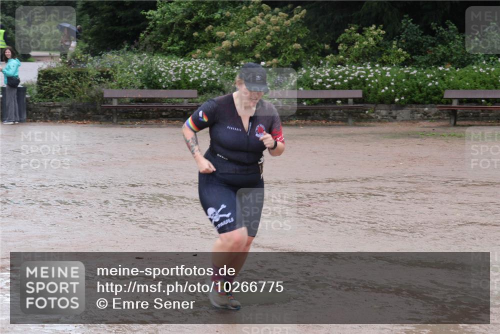 13.09.2026 - Stadtparktriathlon Emre Sener http://msf.ph/oto/10266775 13.09.2026 13:01:05 Laufen 803, 1022 meine-sportfotos.de