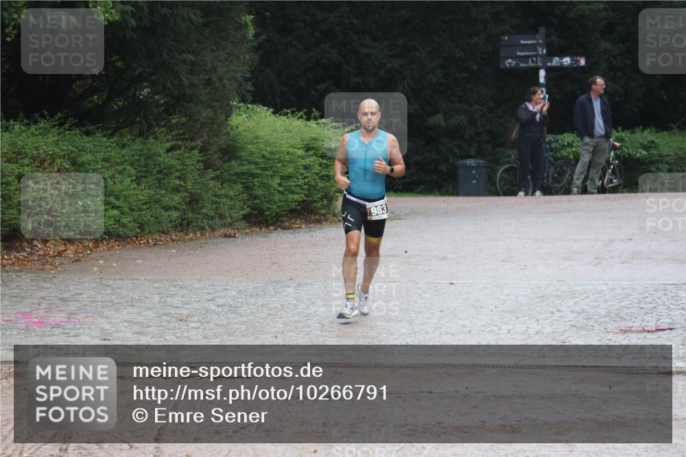 13.09.2026 - Stadtparktriathlon Emre Sener http://msf.ph/oto/10266791 13.09.2026 13:01:41 Laufen 983, 928, 983, 1066 meine-sportfotos.de