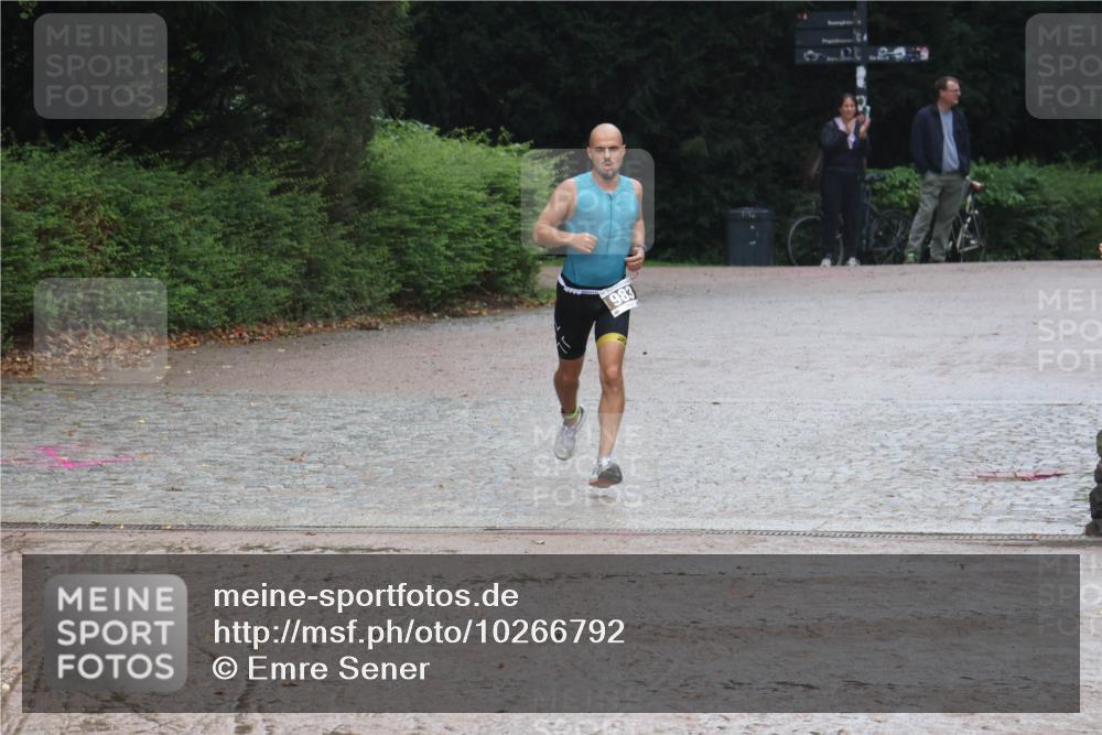13.09.2026 - Stadtparktriathlon Emre Sener http://msf.ph/oto/10266792 13.09.2026 13:01:42 Laufen 1983, 928, 983, 1066 meine-sportfotos.de