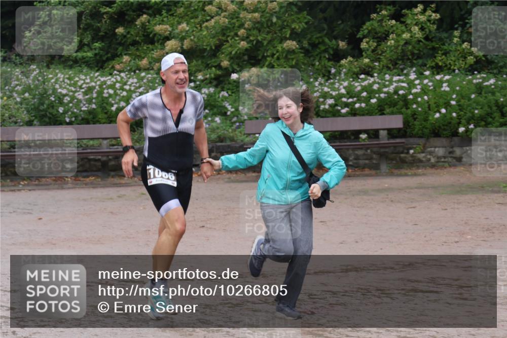 13.09.2026 - Stadtparktriathlon Emre Sener http://msf.ph/oto/10266805 13.09.2026 13:02:01 Laufen 1006, 1066 meine-sportfotos.de