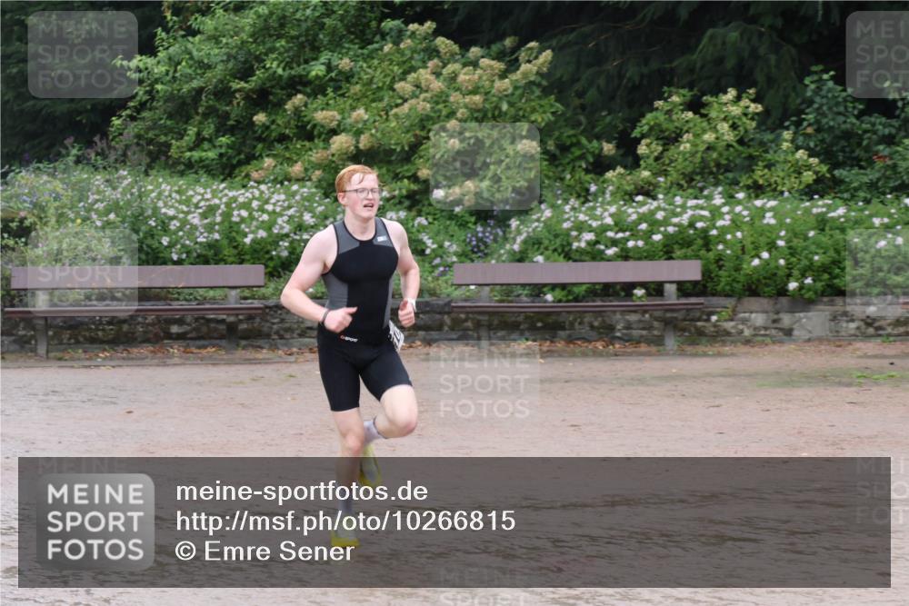 13.09.2026 - Stadtparktriathlon Emre Sener http://msf.ph/oto/10266815 13.09.2026 13:02:47 Laufen 998, 1057 meine-sportfotos.de