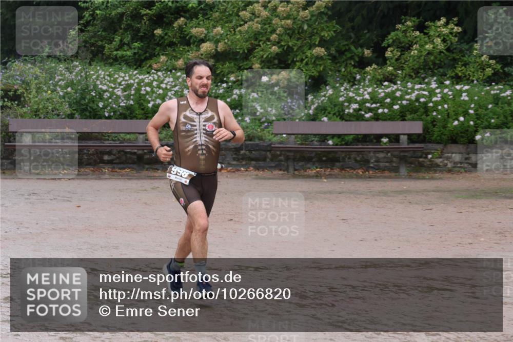 13.09.2026 - Stadtparktriathlon Emre Sener http://msf.ph/oto/10266820 13.09.2026 13:02:52 Laufen 1990, 998, 1054, 1057 meine-sportfotos.de