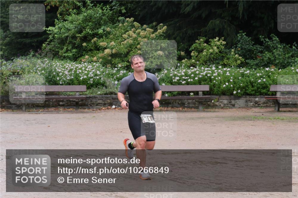 13.09.2026 - Stadtparktriathlon Emre Sener http://msf.ph/oto/10266849 13.09.2026 13:04:29 Laufen 1, 96, 762, 961, 1049 meine-sportfotos.de